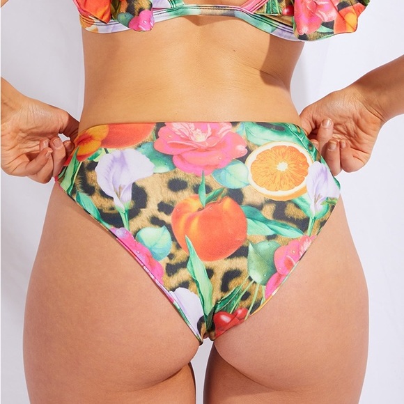 Leopard Fruit Print Frill set - Picture 5 of 5